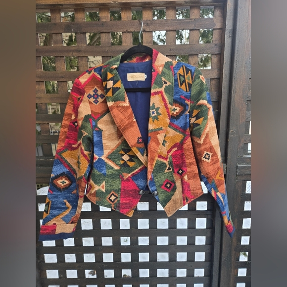 Vintage Jackets & Blazers - Vintage Cropped Blazer
